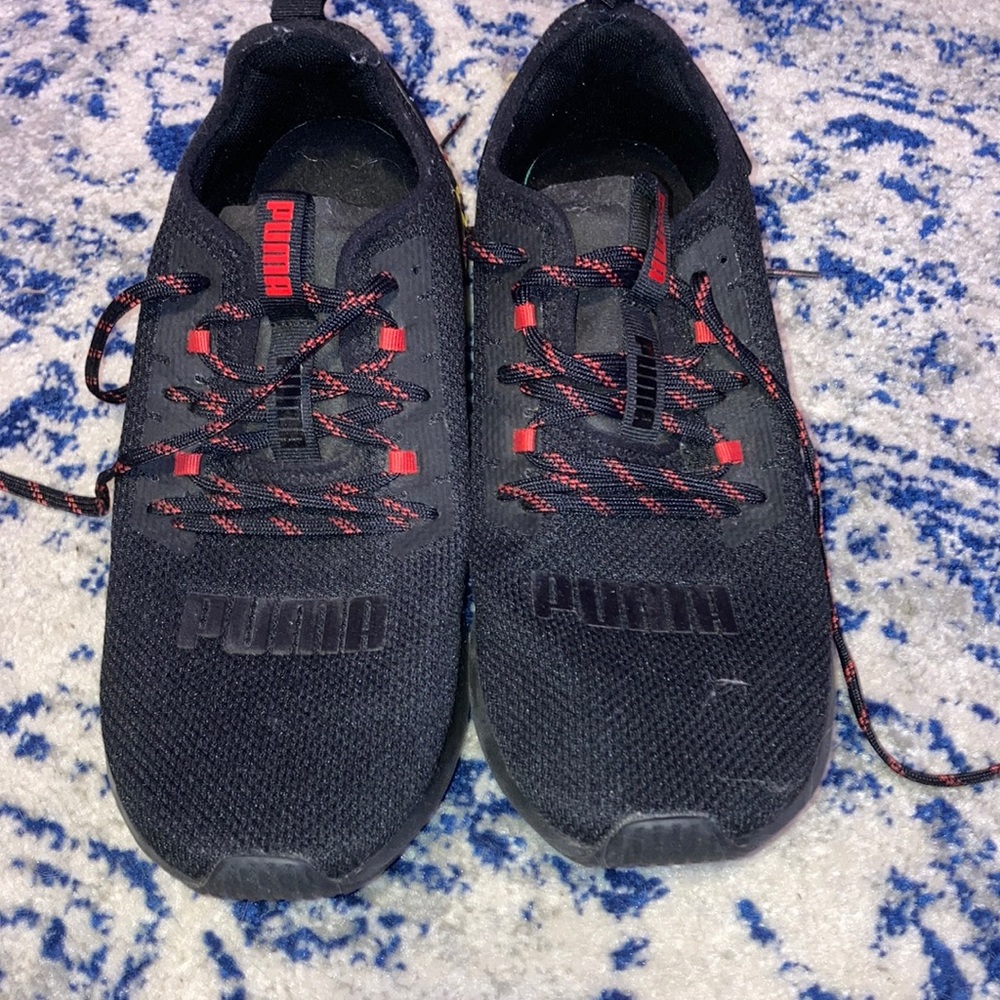 Puma hybrid running shoes